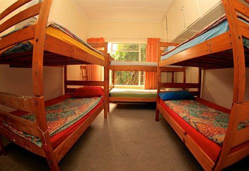 Хостел Jeffreys Bay Backpackers Екстер'єр фото