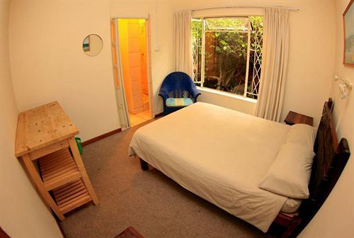 Хостел Jeffreys Bay Backpackers Екстер'єр фото